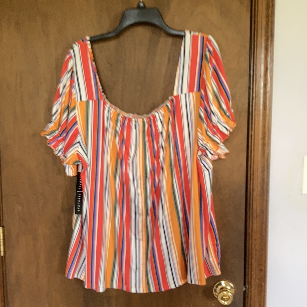 Absolutely Famous striped top smock front neckline detail soft 2X - Picture 10 of 16
